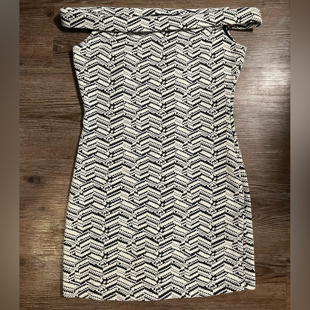 Mango Body Con Dress, US size 6